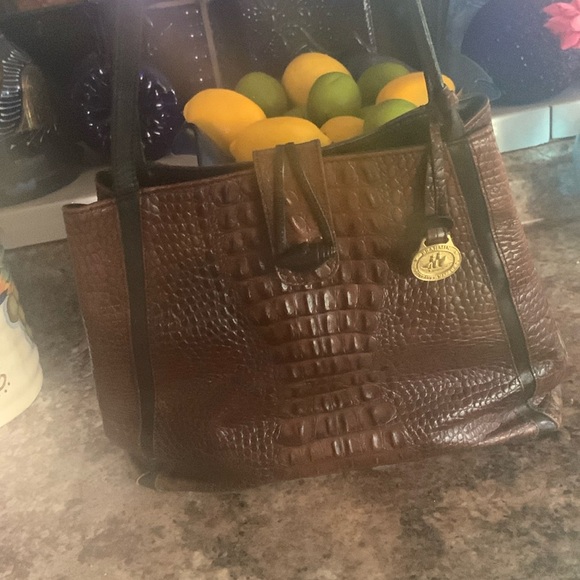 Brahmin Leather Shoulder Bag - Picture 2 of 13